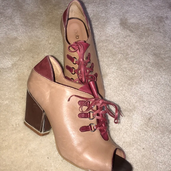 Klub Nico Anthropologie Tan and Purple Heels - Picture 2 of 4